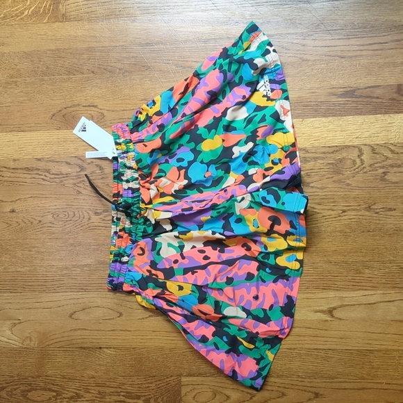 NWT High Waisted Multicolored Abstract Print Graphic Shorts Maximalist Athletic - Picture 2 of 13